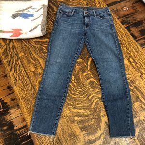 Mother LOOKER Ankle Fray 27 in Ride a Dark Horse